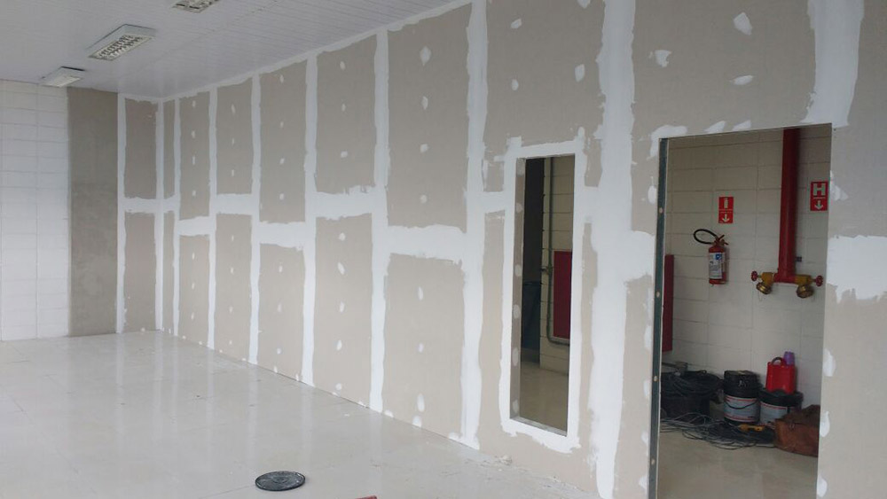 Paredes e Divisórias em Drywall​